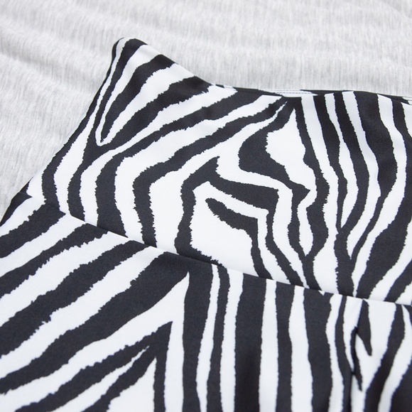 Onzie High Rise Legging Zebra Stripe - Picture 7 of 9